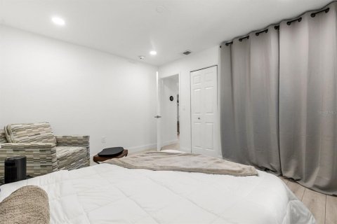 Casa en venta en Tampa, Florida, 4 dormitorios, 177.91 m2 № 1637551 - foto 15