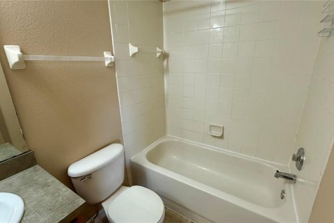 Adosado en alquiler en Kissimmee, Florida, 3 dormitorios, 160.26 m2 № 1900963 - foto 7
