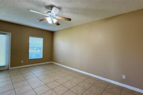 Adosado en alquiler en Kissimmee, Florida, 3 dormitorios, 160.26 m2 № 1900963 - foto 5