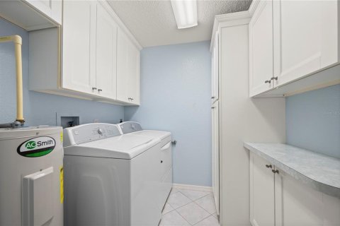 Купить кондоминиум в Пунта-Горда, Флорида 6 комнат, 129.88м2, № 1521072 - фото 24