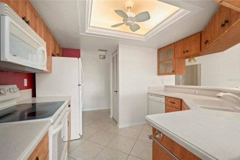 Купить кондоминиум в Пунта-Горда, Флорида 6 комнат, 129.88м2, № 1521072 - фото 10