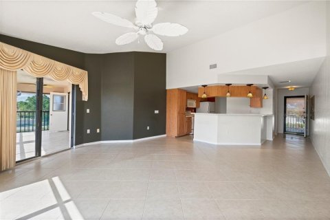 Купить кондоминиум в Пунта-Горда, Флорида 6 комнат, 129.88м2, № 1521072 - фото 8