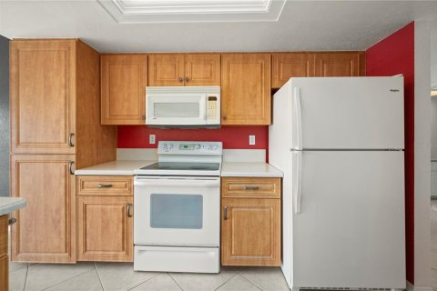 Купить кондоминиум в Пунта-Горда, Флорида 6 комнат, 129.88м2, № 1521072 - фото 11