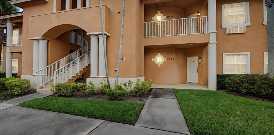 Condo à Port St. Lucie, Floride, 2 chambres № 2188416