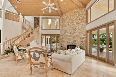 House in Palm Beach Gardens, Florida 4 bedrooms, 360.37 sq.m. № 2429799 - photo 7