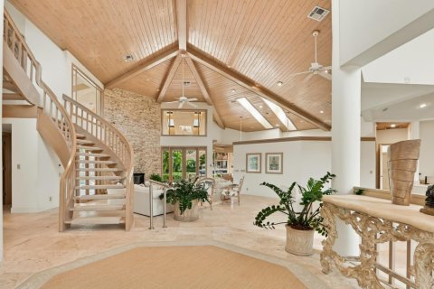 House in Palm Beach Gardens, Florida 4 bedrooms, 360.37 sq.m. № 2429799 - photo 9
