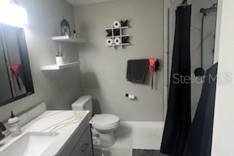 House in Palm Bay, Florida 4 bedrooms, 142.7 sq.m. № 1893958 - photo 7