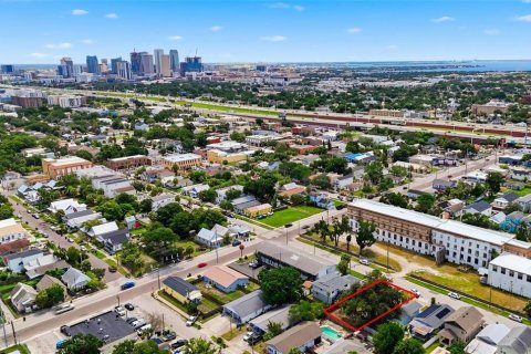 Land in Tampa, Florida № 2378358