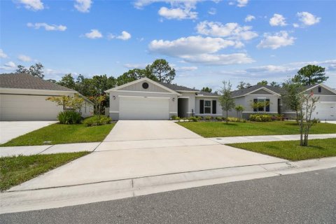 House in Titusville, Florida 4 bedrooms, 158.58 sq.m. № 1883465 - photo 5
