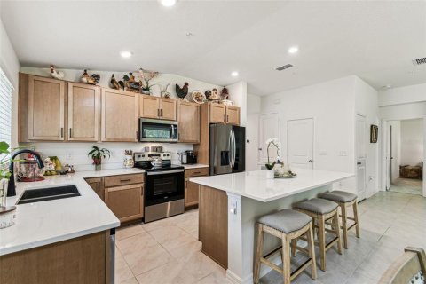 House in Titusville, Florida 4 bedrooms, 158.58 sq.m. № 1883465 - photo 10