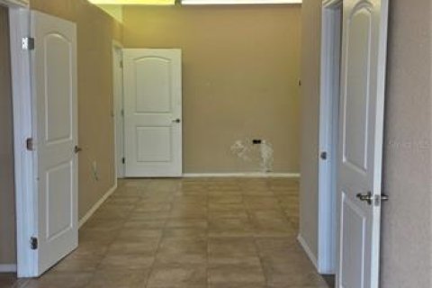 Immobilier commercial à vendre à Groveland, Floride: 238.02 m2 № 2095820 - photo 8