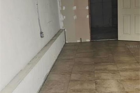 Immobilier commercial à vendre à Groveland, Floride: 238.02 m2 № 2095820 - photo 13