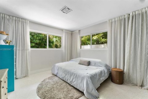 Villa ou maison à vendre à Wilton Manors, Floride: 3 chambres № 2075346 - photo 22