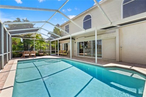 Casa en venta en Tampa, Florida, 4 dormitorios, 219.44 m2 № 2157958 - foto 4