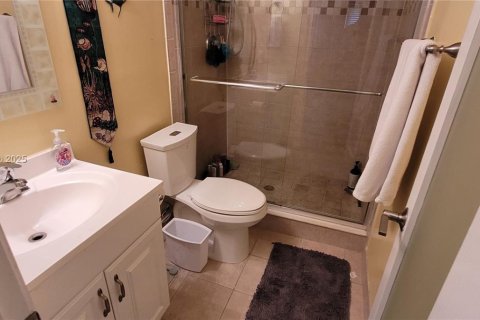 Copropriété à vendre à North Miami Beach, Floride: 2 chambres, 78.69 m2 № 1934459 - photo 17
