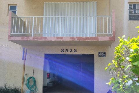 Copropriété à vendre à North Miami Beach, Floride: 2 chambres, 78.69 m2 № 1934459 - photo 5