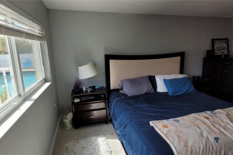 Copropriété à vendre à North Miami Beach, Floride: 2 chambres, 78.69 m2 № 1934459 - photo 11