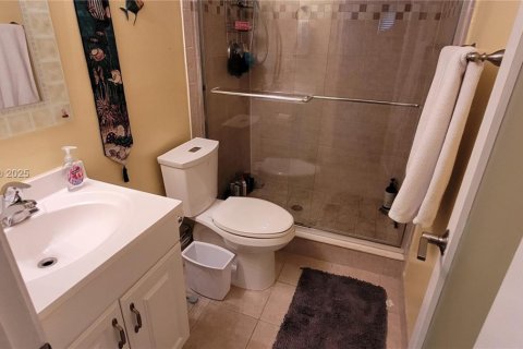 Copropriété à vendre à North Miami Beach, Floride: 2 chambres, 78.69 m2 № 1934459 - photo 16