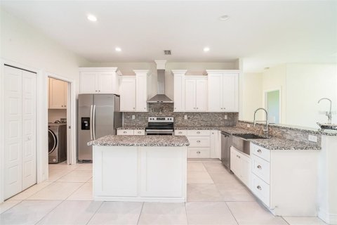 Casa en alquiler en North Port, Florida, 3 dormitorios, 187.11 m2 № 1907900 - foto 6