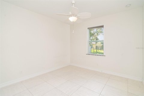 Casa en alquiler en North Port, Florida, 3 dormitorios, 187.11 m2 № 1907900 - foto 11