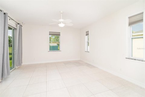 Casa en alquiler en North Port, Florida, 3 dormitorios, 187.11 m2 № 1907900 - foto 7
