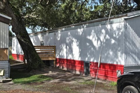 Commercial property in Gibsonton, Florida 108.97 sq.m. № 1789398 - photo 8