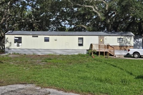 Commercial property in Gibsonton, Florida 108.97 sq.m. № 1789398 - photo 9