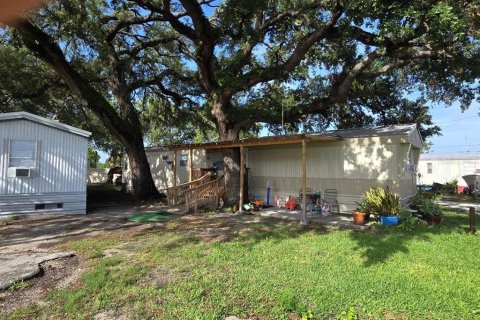 Commercial property in Gibsonton, Florida 108.97 sq.m. № 1789398 - photo 7