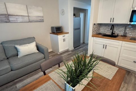 Снять в аренду кондоминиум в Санни-Айлс-Бич, Флорида 43.48м2, № 1961200 - фото 12