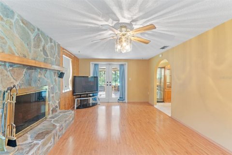 House in New Port Richey, Florida 3 bedrooms, 134.52 sq.m. № 1876184 - photo 19