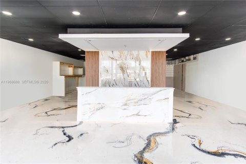 Propiedad comercial en venta en Fort Lauderdale, Florida № 2055212 - foto 2