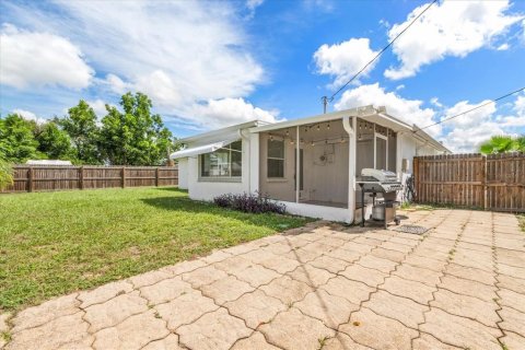 House in Holiday, Florida 2 bedrooms, 88.81 sq.m. № 1907581 - photo 21