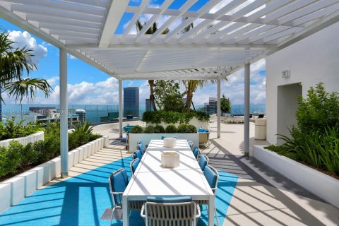 Condominio en venta en Miami, Florida, 2 dormitorios, 97.36 m2 № 2007979 - foto 28