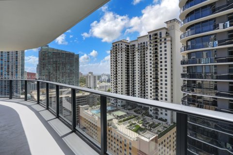 Condominio en venta en Miami, Florida, 2 dormitorios, 97.36 m2 № 2007979 - foto 20