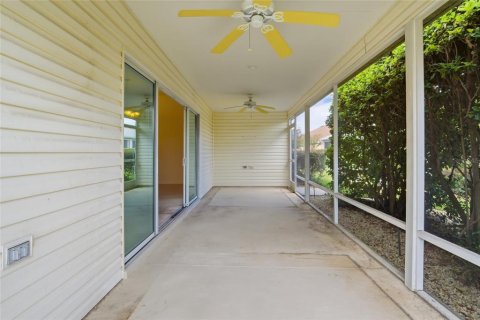 House in The Villages, Florida 3 bedrooms, 174.19 sq.m. № 2142802 - photo 28