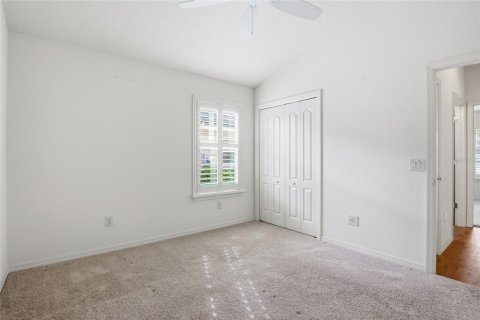 House in The Villages, Florida 3 bedrooms, 174.19 sq.m. № 2142802 - photo 25