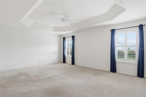 House in The Villages, Florida 3 bedrooms, 174.19 sq.m. № 2142802 - photo 16