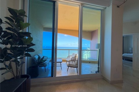 Condo in Fort Lauderdale, Florida, 3 bedrooms  № 2081199 - photo 14