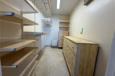 Condo in Fort Lauderdale, Florida, 3 bedrooms  № 2081199 - photo 21