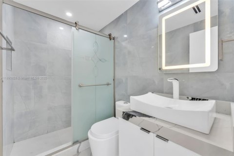 Купить виллу или дом в Хайалиа, Флорида 4 спальни, 137.77м2, № 1950933 - фото 30