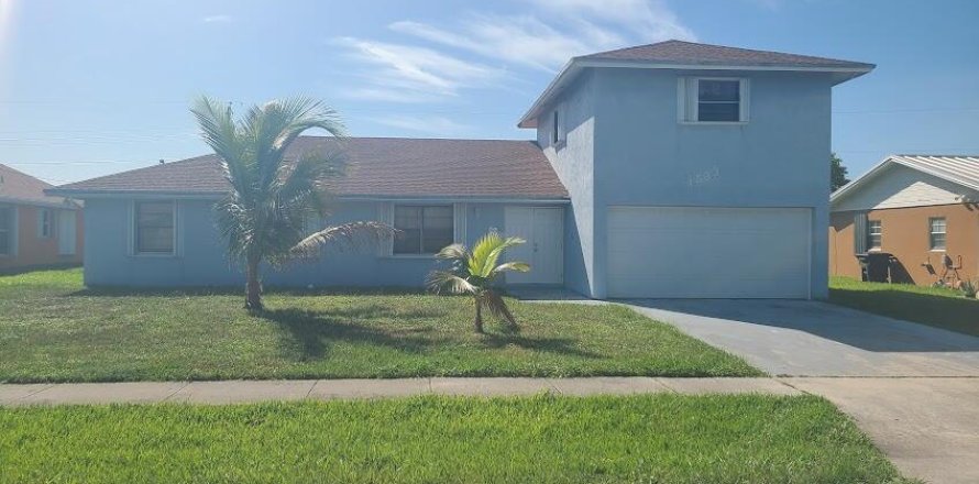 Casa en West Palm Beach, Florida 5 dormitorios, 186.73 m2 № 2244586