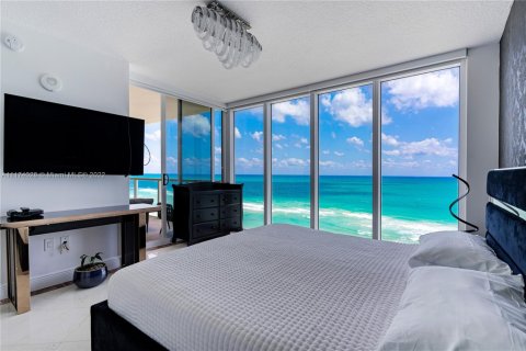 Copropriété à louer à Sunny Isles Beach, Floride: 2 chambres, 148.83 m2 № 4383 - photo 3