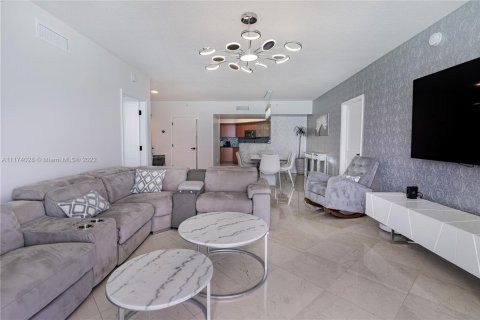 Copropriété à louer à Sunny Isles Beach, Floride: 2 chambres, 148.83 m2 № 4383 - photo 8