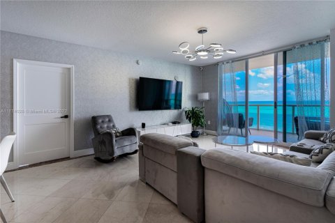 Copropriété à louer à Sunny Isles Beach, Floride: 2 chambres, 148.83 m2 № 4383 - photo 5