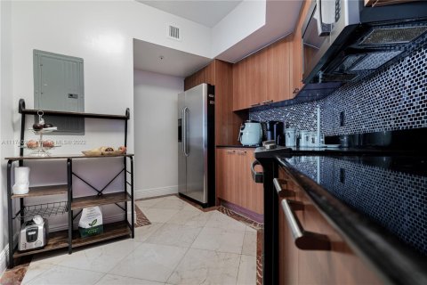 Copropriété à louer à Sunny Isles Beach, Floride: 2 chambres, 148.83 m2 № 4383 - photo 14