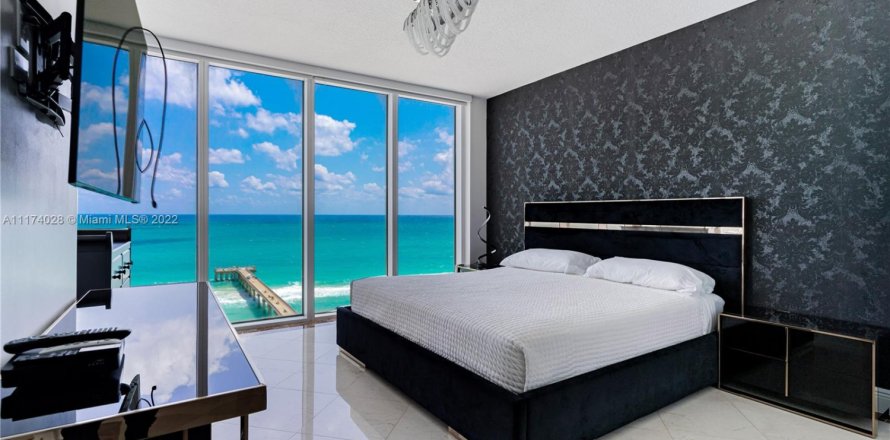 Condo à Sunny Isles Beach, Floride, 2 chambres  № 4383