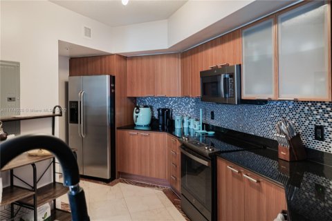 Copropriété à louer à Sunny Isles Beach, Floride: 2 chambres, 148.83 m2 № 4383 - photo 16