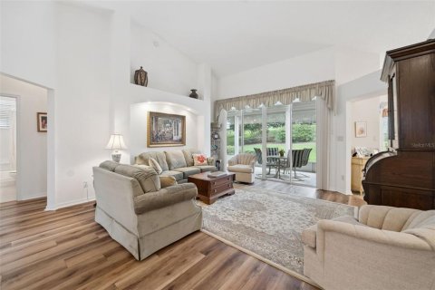 Villa ou maison à vendre à Leesburg, Floride: 2 chambres, 164.9 m2 № 2092221 - photo 4
