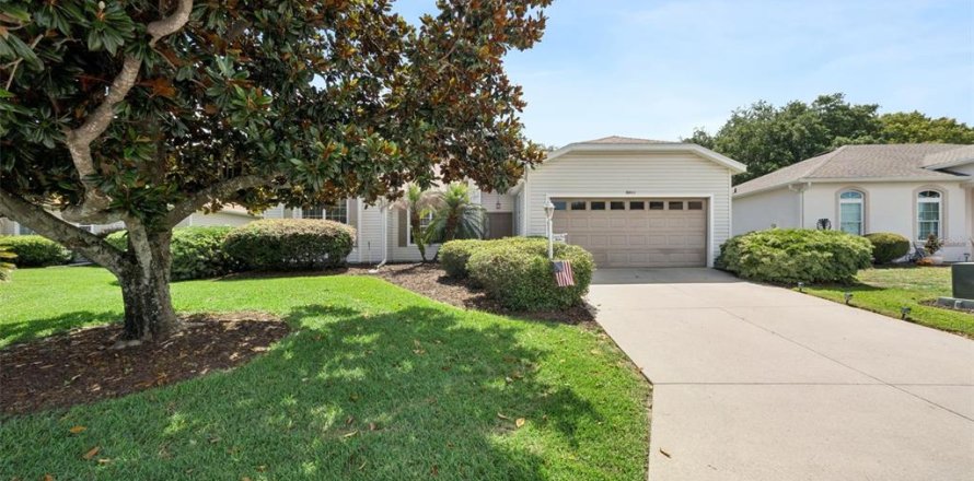 Villa ou maison à Leesburg, Floride 2 chambres, 164.9 m2 № 2092221