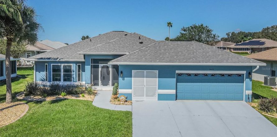 Villa ou maison à San Antonio, Floride 3 chambres, 146.69 m2 № 2415390